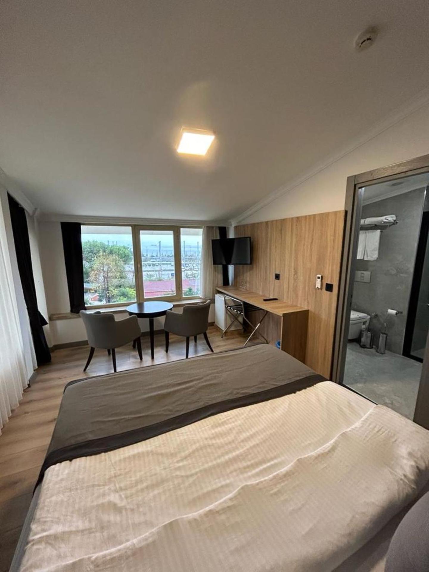 Pendik Marine Hotel Истанбул Екстериор снимка
