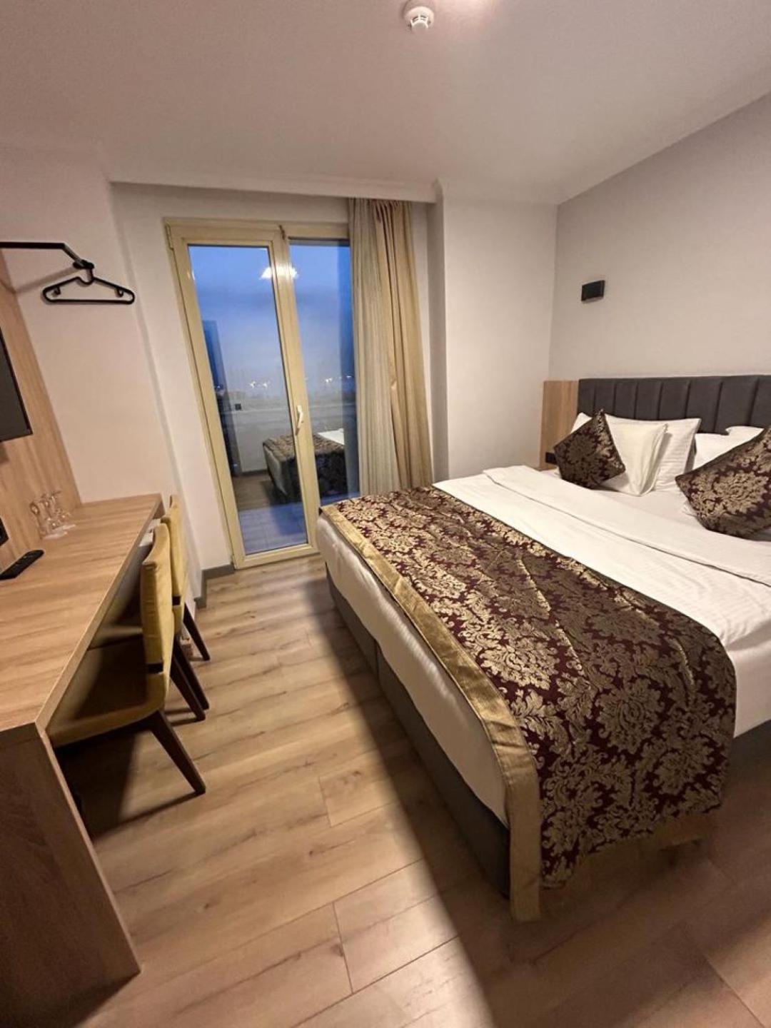Pendik Marine Hotel Истанбул Екстериор снимка
